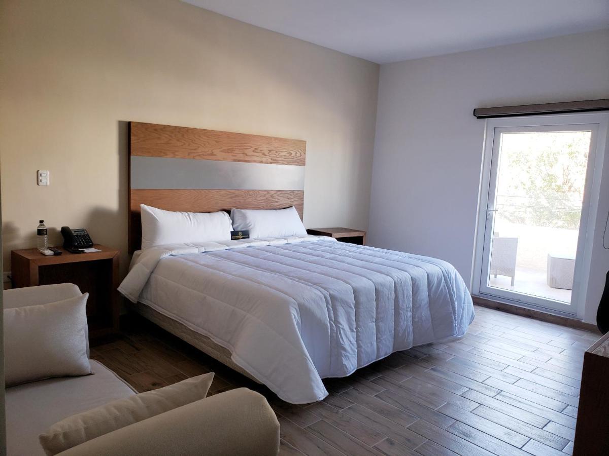 Hotel Plaza Allende Torreón Exteriör bild